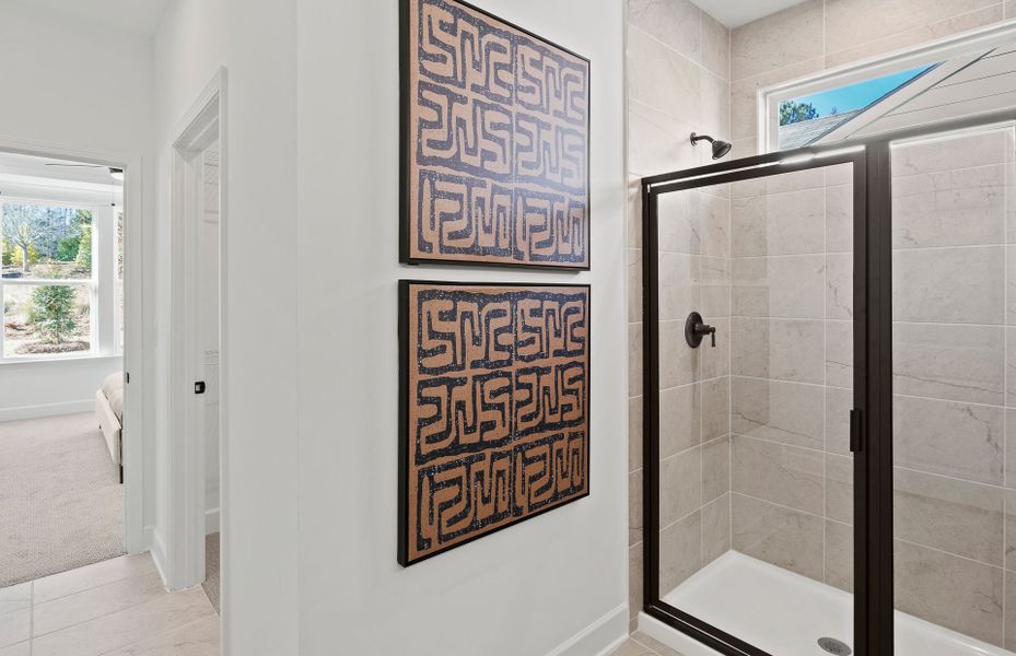 Owner's Bathroom Owner's Bathroom