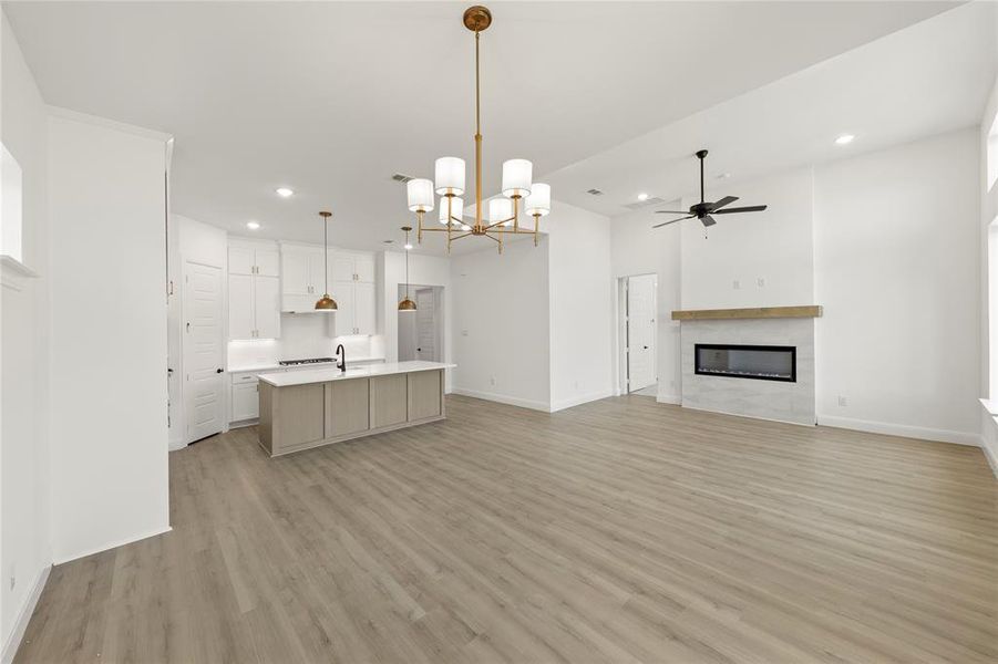 13. 1413 Kirkdale - Dining (2)