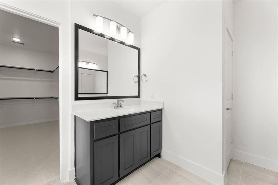 290 Cheyenne Mountain-Primary Suite-4