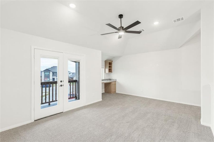 Spacious, unfurnished interior of a new home in Waterscape Classic 50s, Royse City (Image 29). Spacious, unfurnished interior of a new home in Waterscape Classic 50s, Royse City (Image 29).