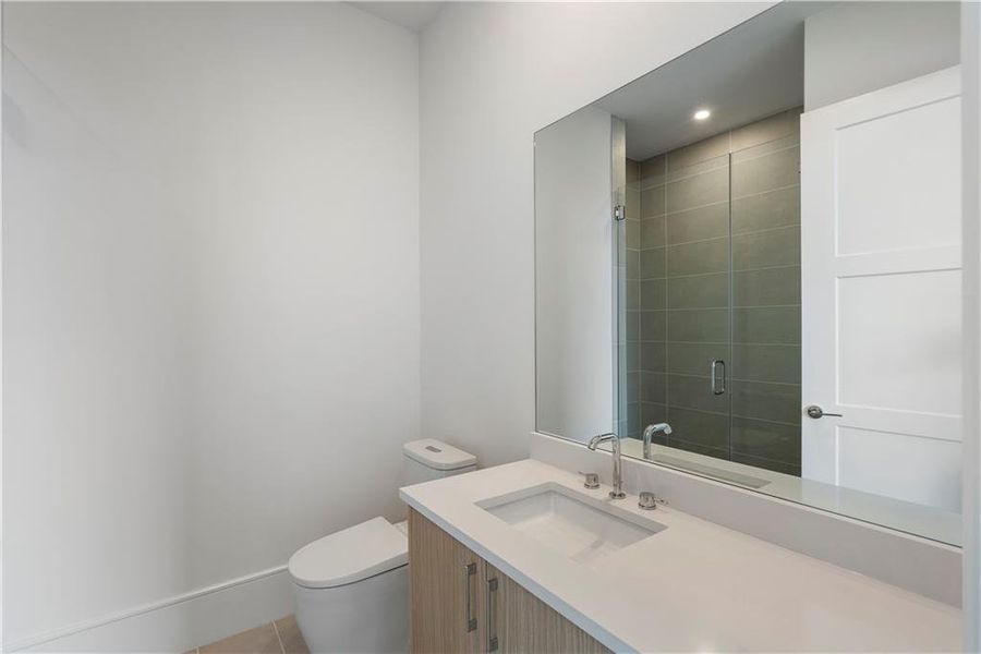 Furnished interior view inside a new home in The Dillon Buckhead, Atlanta (Image 20).