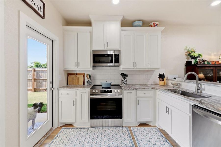 Furnished interior view inside a new home in , Arp (Image 13).