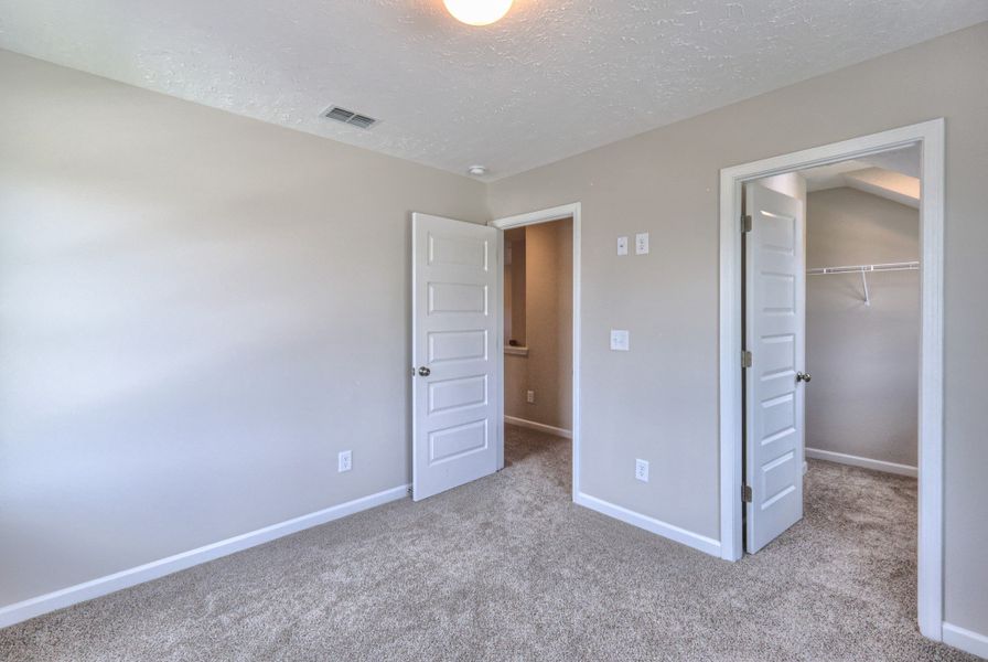 Spacious, unfurnished interior of a new home in Legacy Preserve, Tullahoma (Image 32). Spacious, unfurnished interior of a new home in Legacy Preserve, Tullahoma (Image 32).