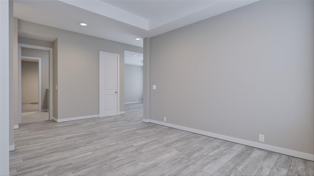 Spacious, unfurnished interior of a new home in Canterra Creek 60', Iowa Colony (Image 22). Spacious, unfurnished interior of a new home in Canterra Creek 60', Iowa Colony (Image 22).