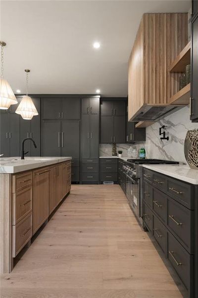 Furnished interior view inside a new home in , Roswell (Image 34).