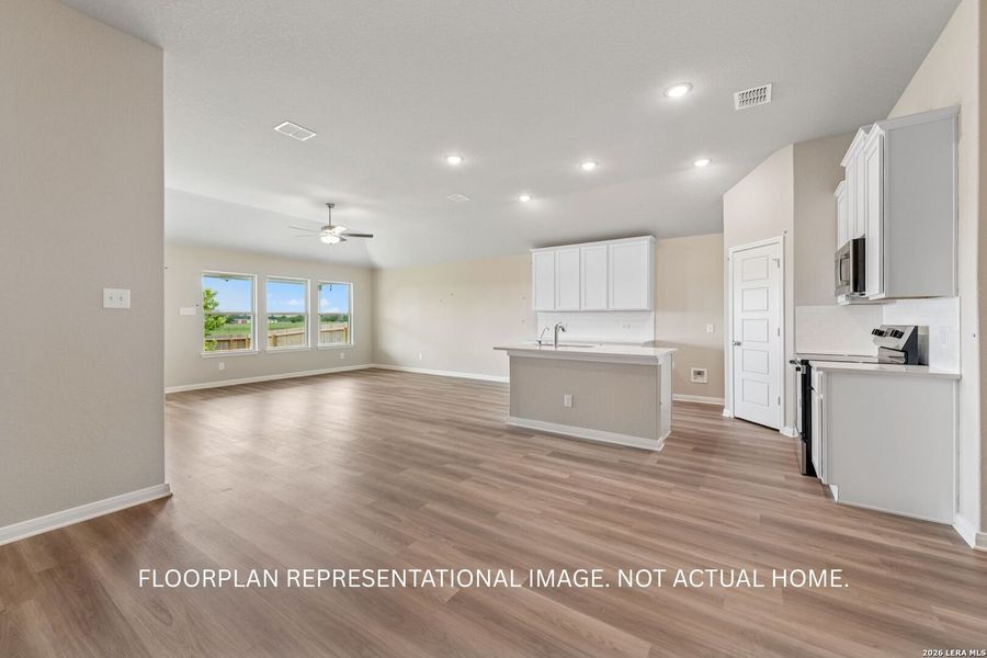 Spacious, unfurnished interior of a new home in Meadows at Clear Springs, New Braunfels (Image 20). Spacious, unfurnished interior of a new home in Meadows at Clear Springs, New Braunfels (Image 20).