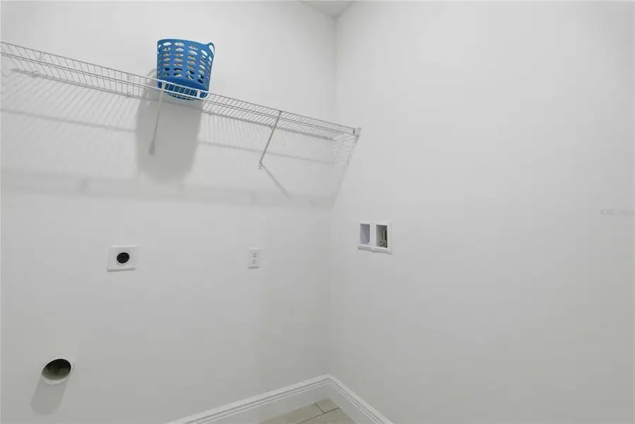 Spacious, unfurnished interior of a new home in , Citrus Springs (Image 26). Spacious, unfurnished interior of a new home in , Citrus Springs (Image 26).