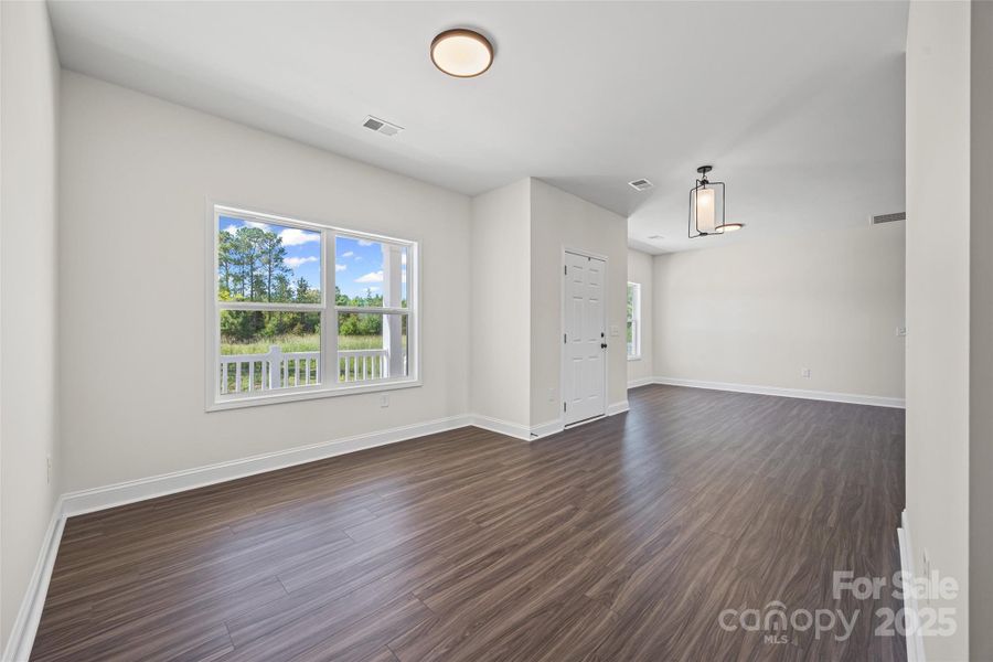 Spacious, unfurnished interior of a new home in , Blackstock (Image 20).