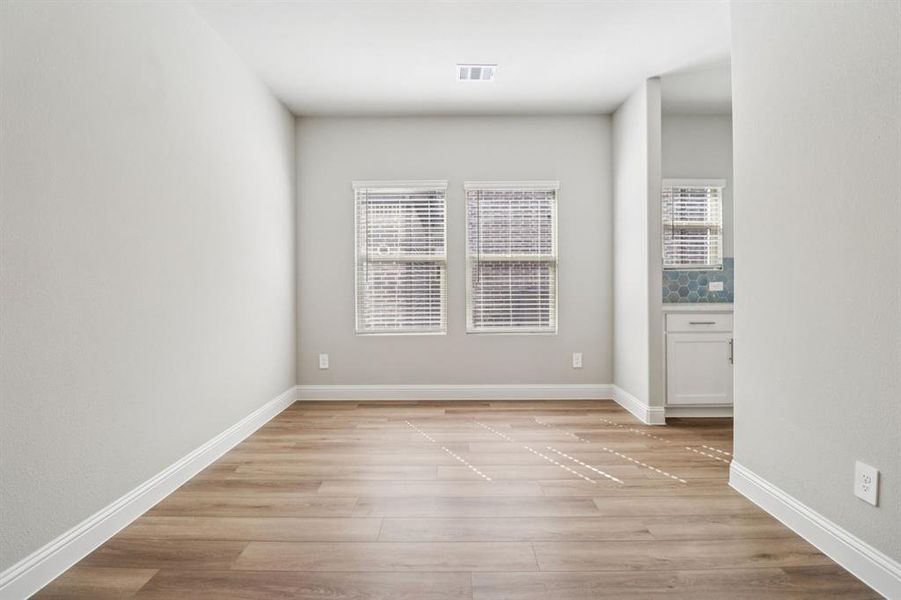 Spacious, unfurnished interior of a new home in Windmore, Princeton (Image 16). Spacious, unfurnished interior of a new home in Windmore, Princeton (Image 16).