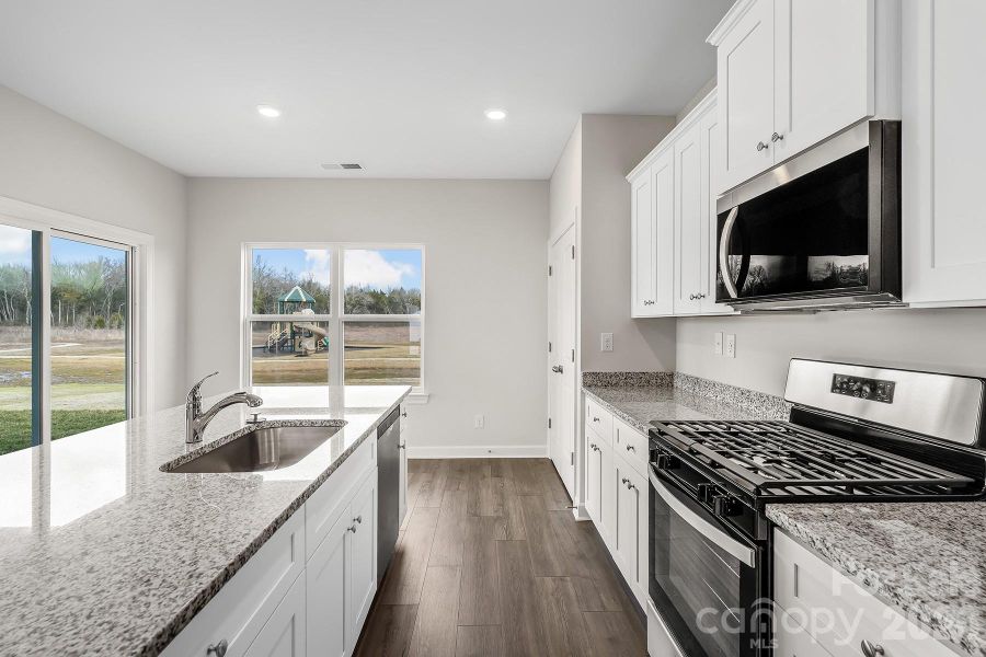 Digital Image Similar