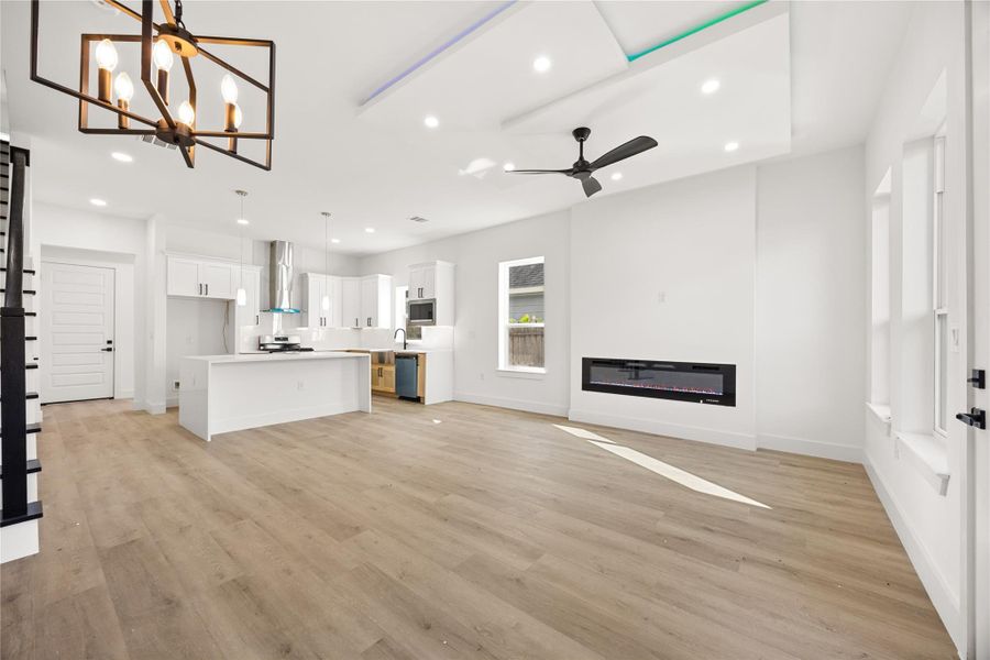 Spacious, unfurnished interior of a new home in , Houston (Image 26).