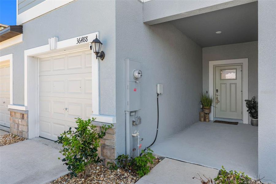 Exterior details and patio area of a home in , Zephyrhills (Image 3).