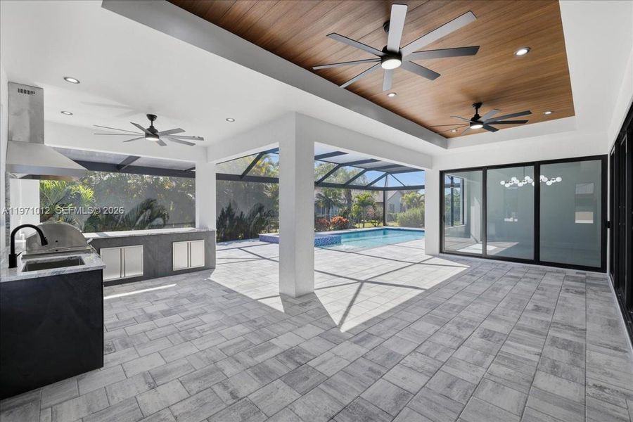 Exterior details and patio area of a home in , Cape Coral (Image 31).