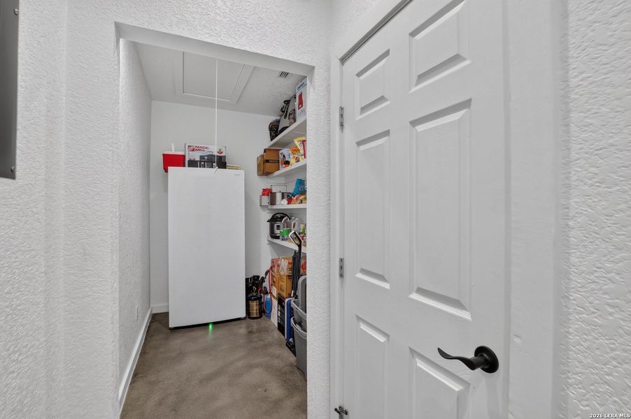 Furnished interior view inside a new home in , Kenedy (Image 18).