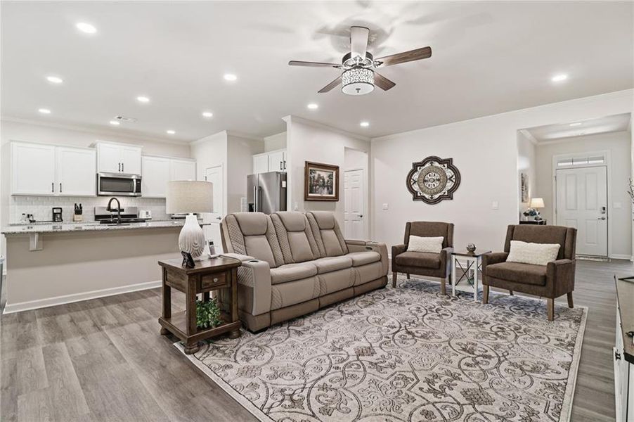 Furnished interior view inside a new home in , Dallas (Image 36).