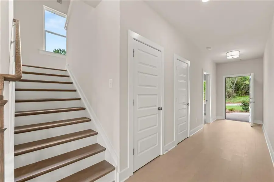 Spacious, unfurnished interior of a new home in , Gainesville (Image 32). Spacious, unfurnished interior of a new home in , Gainesville (Image 32).