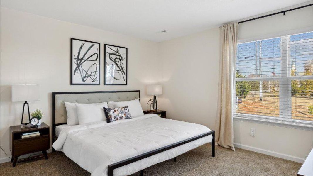 Representative furnished interior of a home built from the Penwell by D.R. Horton in Fox Hollow, Dalton (Image 16).