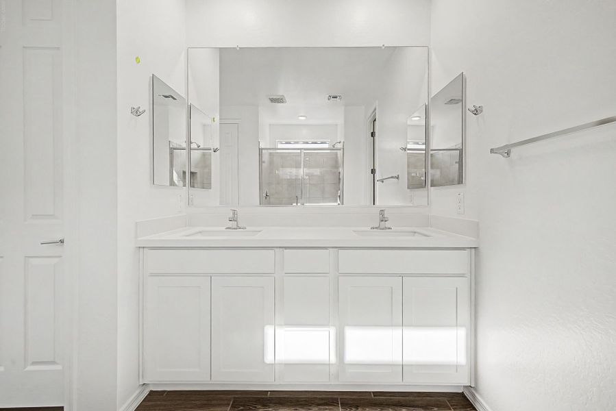 Furnished interior view inside a new home in White Tank Vistas, Waddell (Image 5).