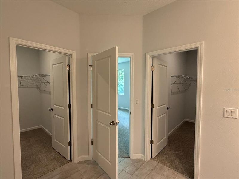 Spacious, unfurnished interior of a new home in Lakewood Park, Deland (Image 14).