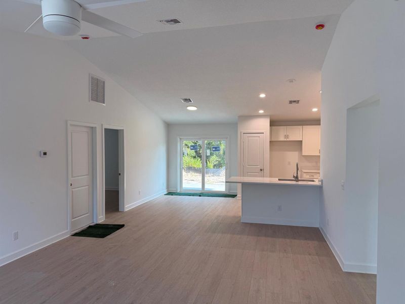 Spacious, unfurnished interior of a new home in , Vero Beach (Image 7). Spacious, unfurnished interior of a new home in , Vero Beach (Image 7).