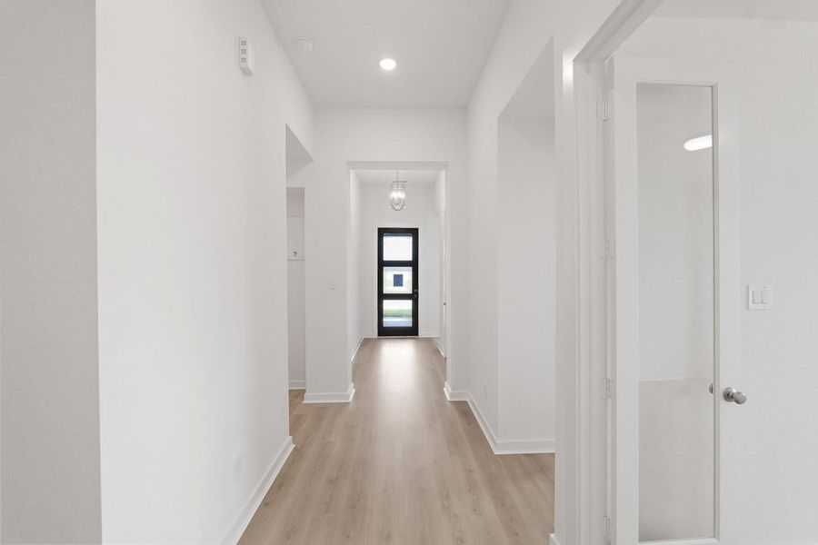 Spacious, unfurnished interior of a new home in ARTAVIA: 50ft. lots, Conroe (Image 18). Spacious, unfurnished interior of a new home in ARTAVIA: 50ft. lots, Conroe (Image 18).