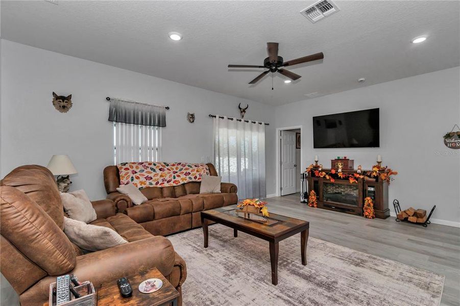 Furnished interior view inside a new home in , Ocala (Image 22).