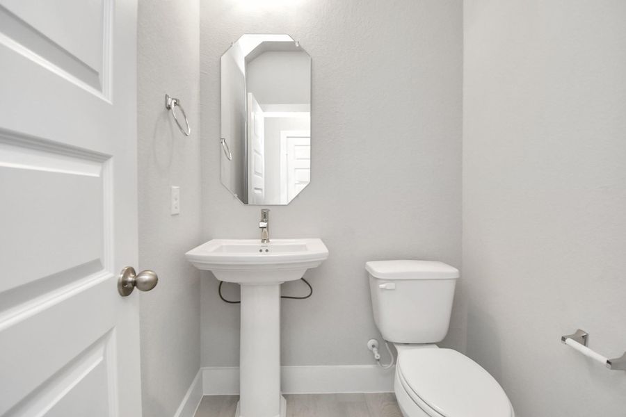 Example of completed home with similar floor plan. Colors and selections of completed home may vary. Example of completed home with similar floor plan. Colors and selections of completed home may vary.