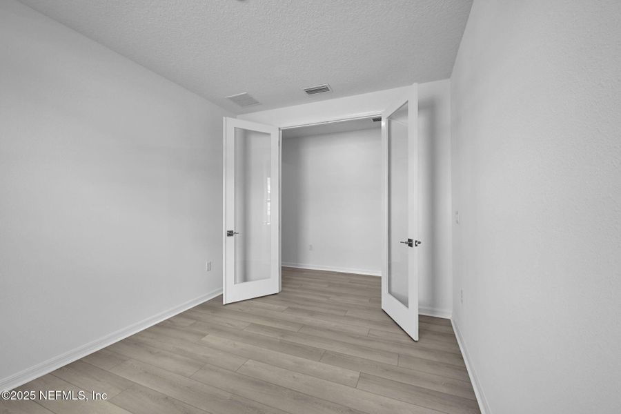 Spacious, unfurnished interior of a new home in Del Webb Nocatee, Ponte Vedra (Image 18).