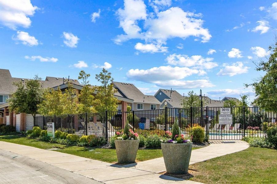 001-WoodbridgeTownhomesAmenities-Wylie-TX-75098-SMALL 001-WoodbridgeTownhomesAmenities-Wylie-TX-75098-SMALL