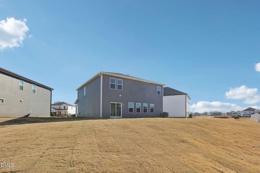 36-web-or-mls-Raleigh- River Glen-36 Hof