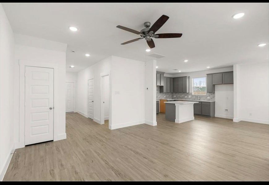 Spacious, unfurnished interior of a new home in Colony at Pinehurst, Pinehurst (Image 10).