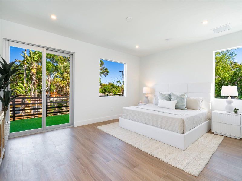 Image 27 of a home in . Image 27 of a home in .