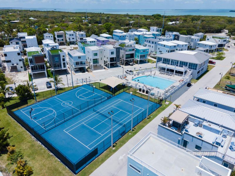 Image 47 of a home in .