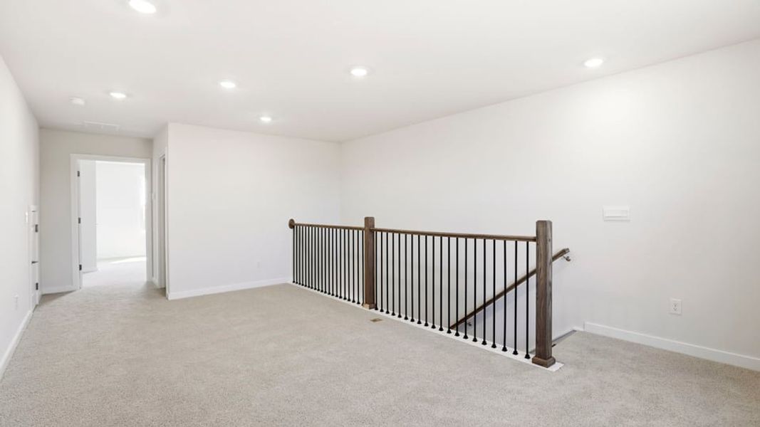 Spacious, unfurnished interior of a new home in Whitehawk Meadows, Travelers Rest (Image 27).