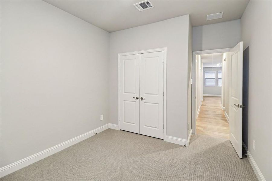 Photo is not of the actual home, but is an inspirational photo of builder’s model home and may depict options, furnishings, and/or decorator features that are not included.