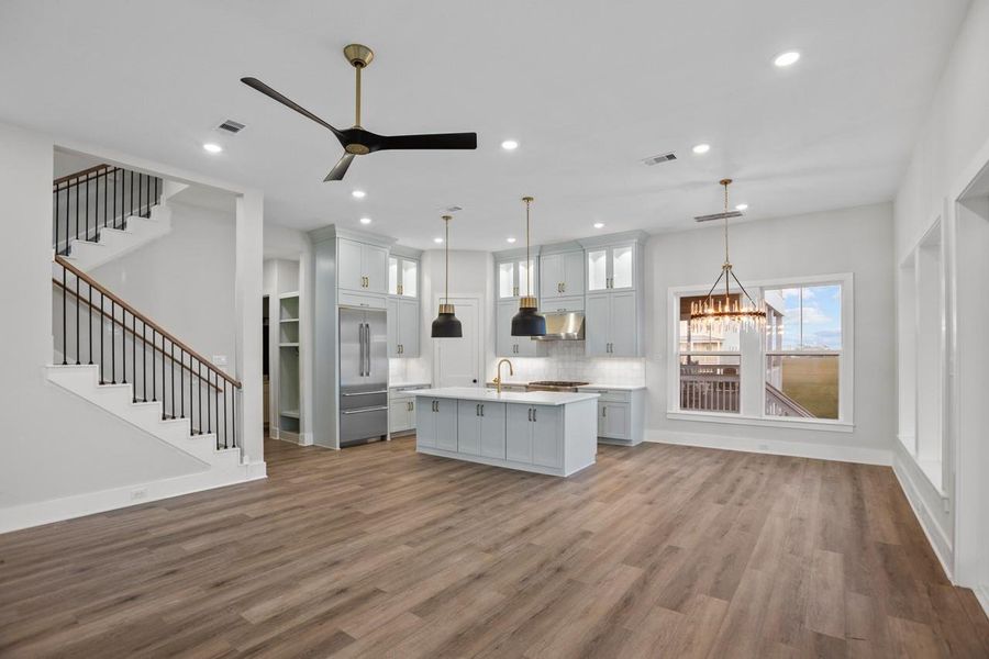 Furnished interior view inside a new home in , Galveston (Image 9).