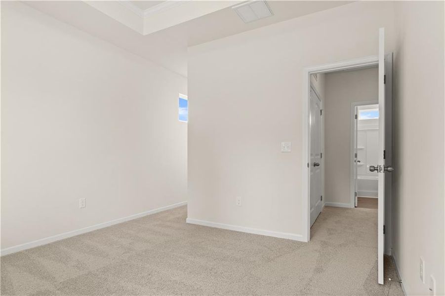 Spacious, unfurnished interior of a new home in Hillcrest Park, Ringgold (Image 8).