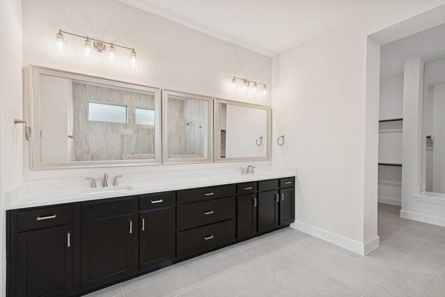 Furnished interior view inside a new home in The Highlands 55' - Encore Collection, Porter (Image 8). Furnished interior view inside a new home in The Highlands 55' - Encore Collection, Porter (Image 8).