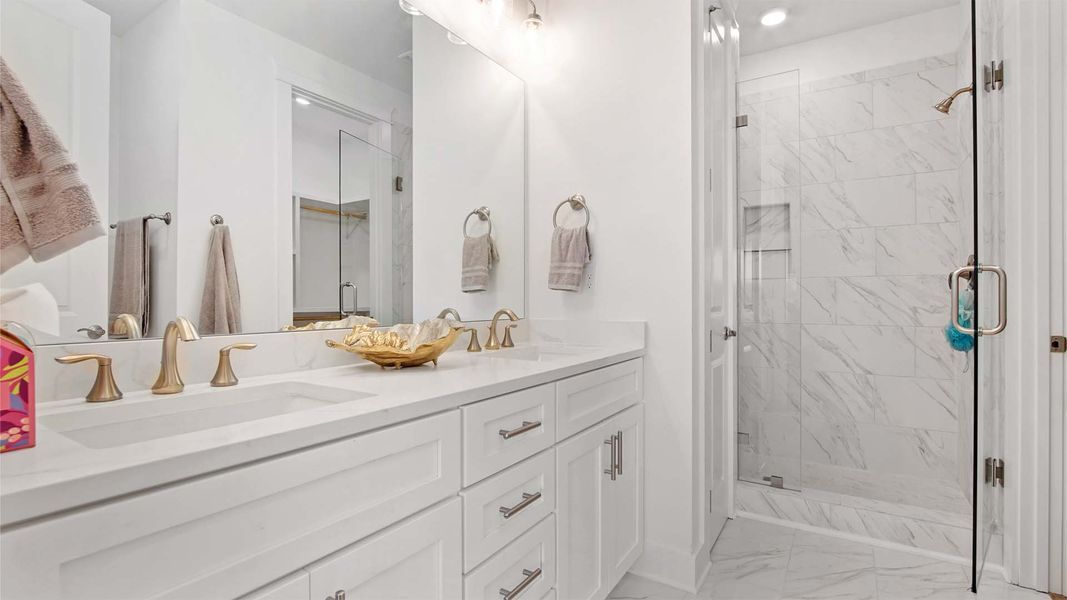 Furnished interior view inside a new home in Breakfast Point East Phase I, Panama City Beach (Image 16).