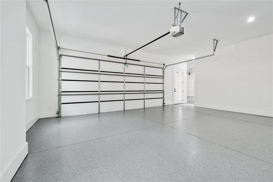 Spacious, unfurnished interior of a new home in , Lawrenceville (Image 55).