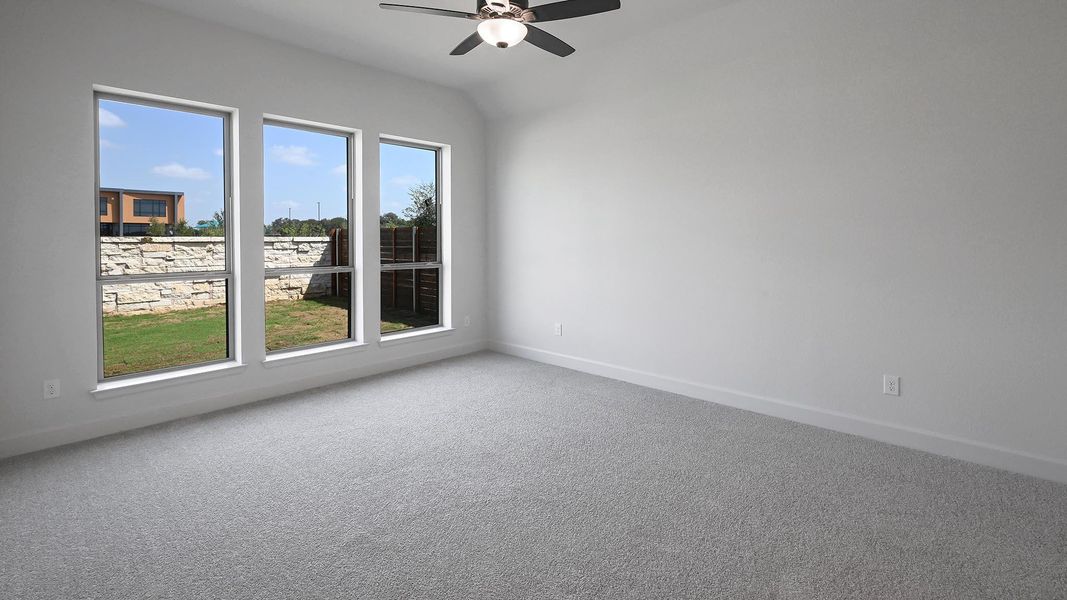 Spacious, unfurnished interior of a new home in Juniper Springs, Lockhart (Image 18).