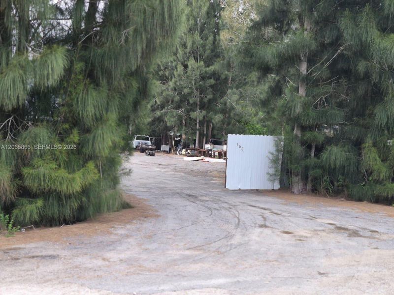 Image 40 of a home in .