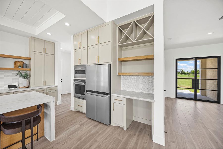 Furnished interior view inside a new home in , Baytown (Image 9).