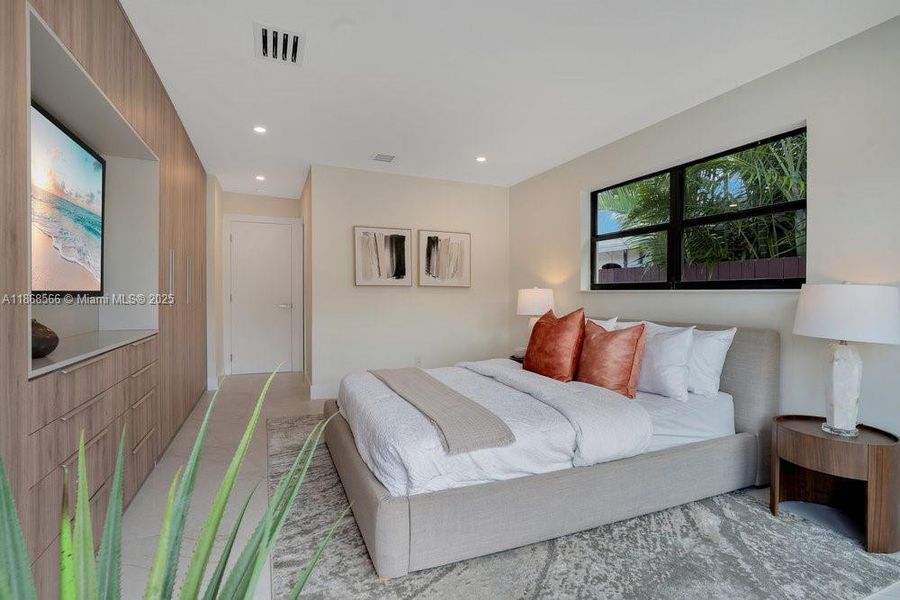 Furnished interior view inside a new home in , Fort Lauderdale (Image 9). Furnished interior view inside a new home in , Fort Lauderdale (Image 9).