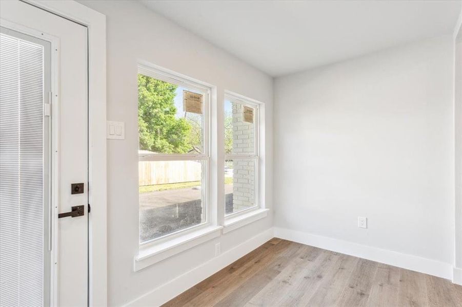 Image 33 of a home in .