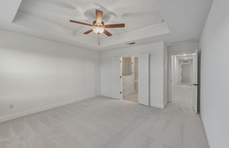 Spacious, unfurnished interior of a new home in Horizon Lake, Leander (Image 39).