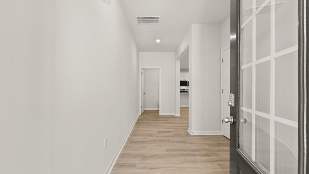 Spacious, unfurnished interior of a new home in Village at Pine Valley, Gainesville (Image 15). Spacious, unfurnished interior of a new home in Village at Pine Valley, Gainesville (Image 15).