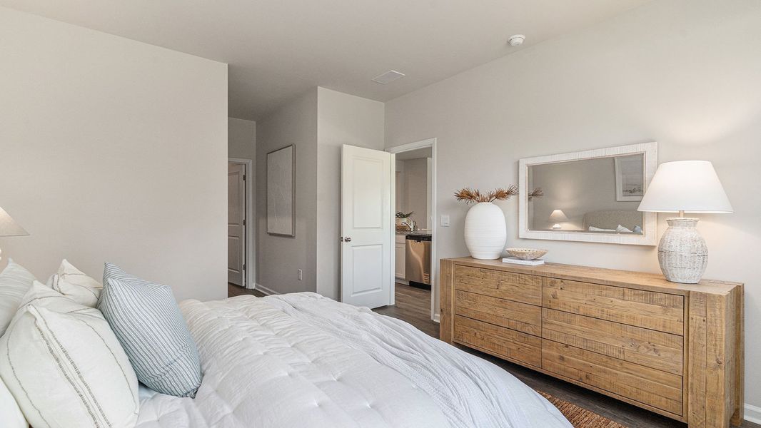 Furnished interior view inside a new home in South Island Landing, Georgetown (Image 10).