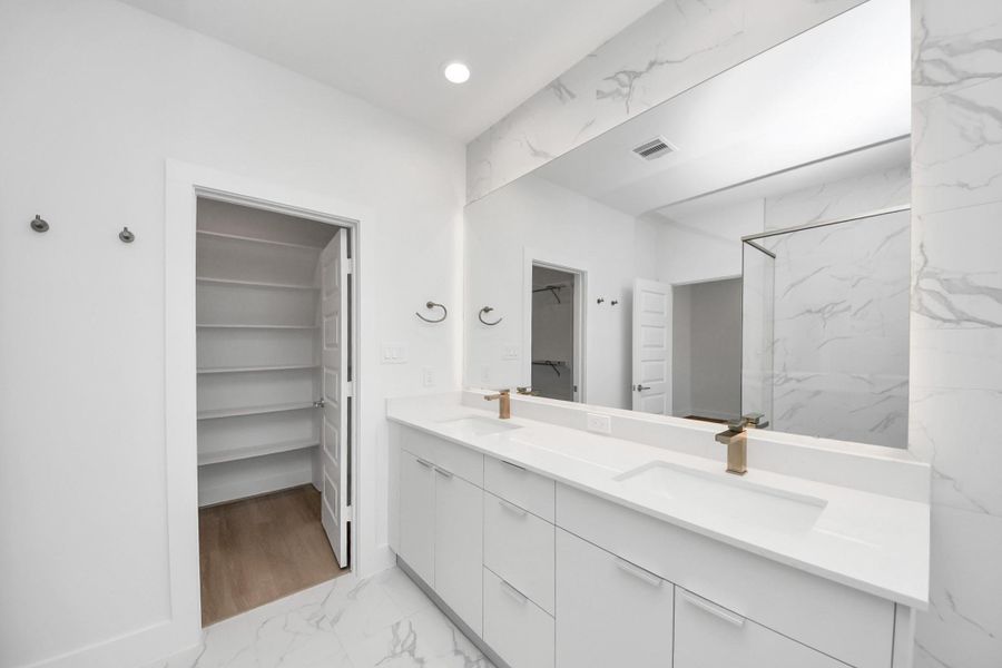 Primary bathroom*REPRESENTATIVE PHOTO ONLY. HOME IS UNDER CONSTRUCTION.