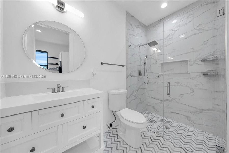 Furnished interior view inside a new home in , Lehigh Acres (Image 26). Furnished interior view inside a new home in , Lehigh Acres (Image 26).